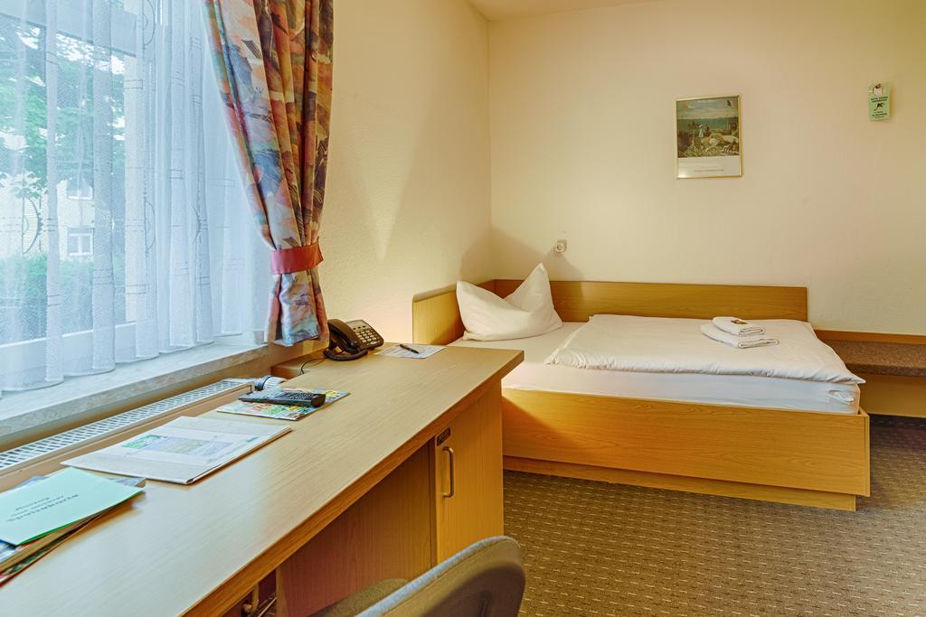 Hotel Am Galgenberg Gera Ngoại thất bức ảnh