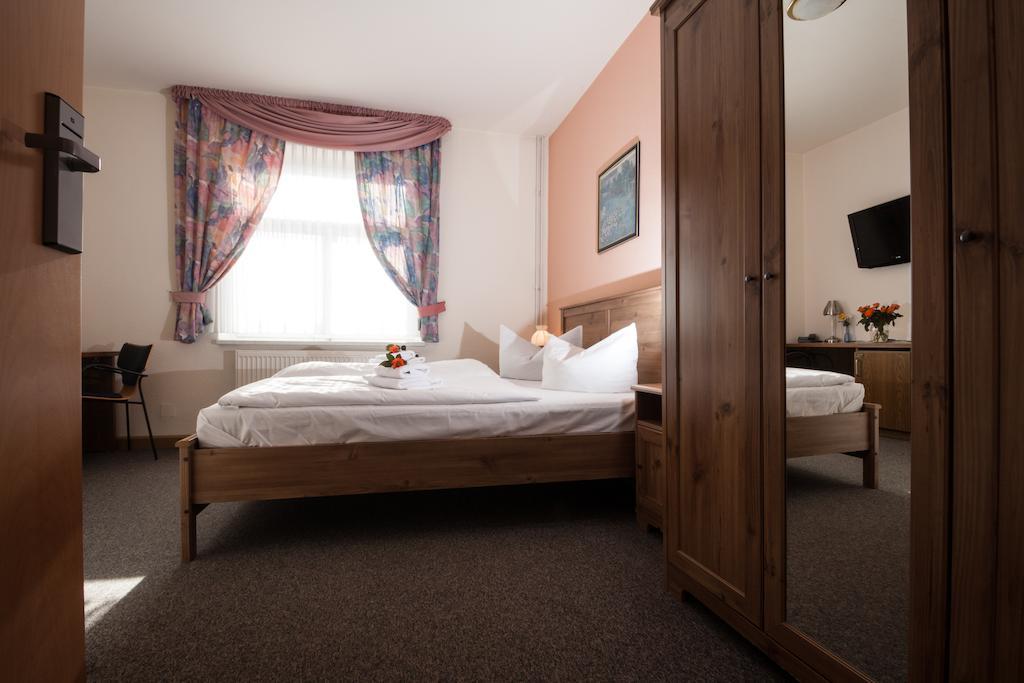 Hotel Am Galgenberg Gera Ngoại thất bức ảnh